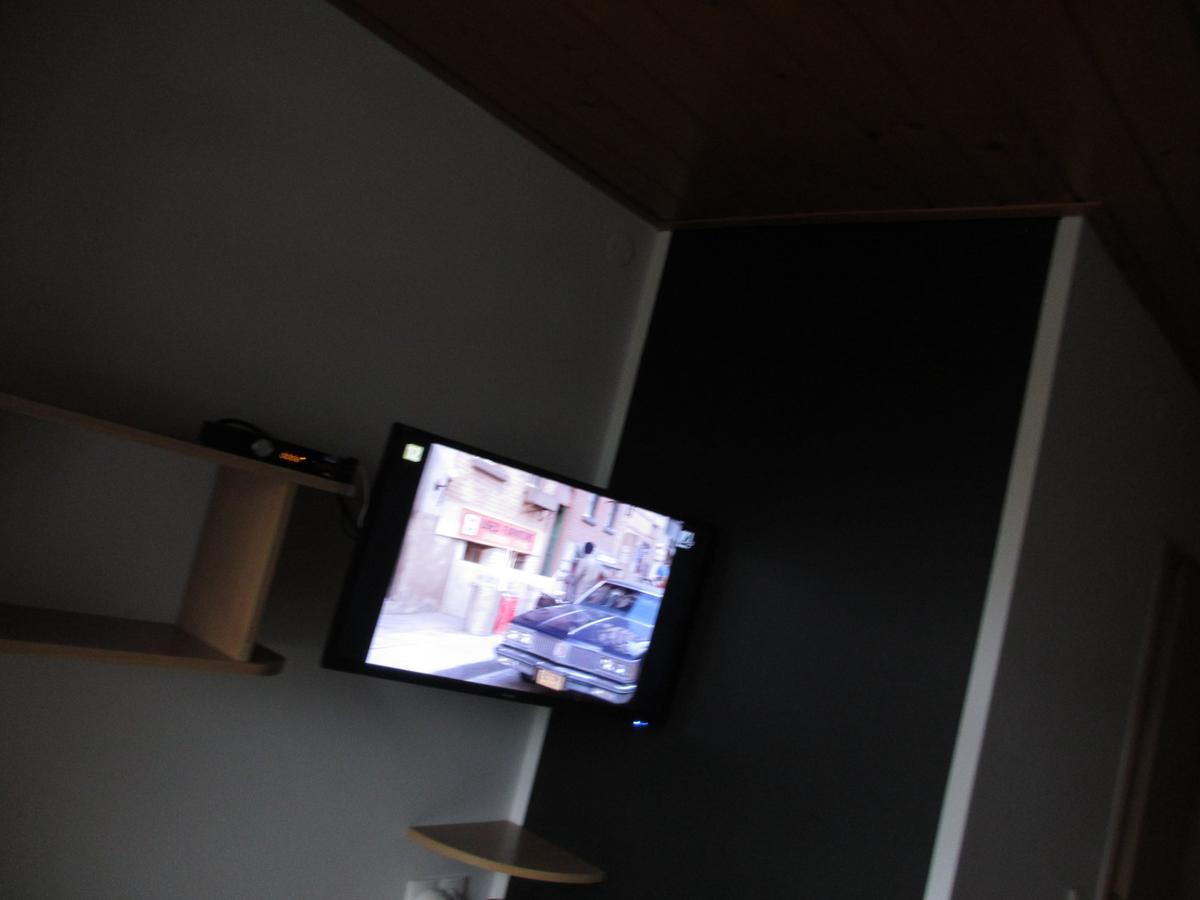 Mylak Hotel คอร์เบียลุฟ ภายนอก รูปภาพ